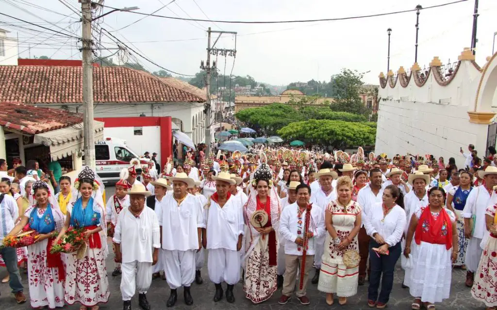 Vibrante Cultura Totonaca: El Legado del Festival Xanath