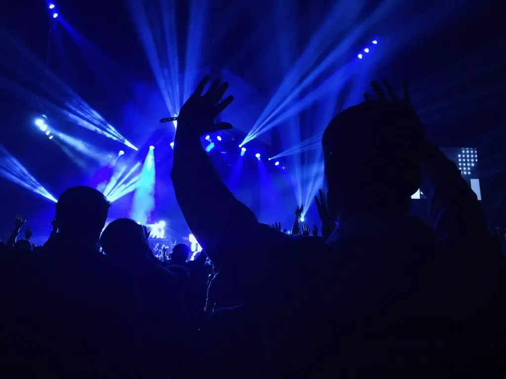 Explorando la Vida Nocturna de Santa Fe
Zonas de Fiesta en Santa Fe: ¿Dónde Encontrar la Mejor Diversión?
Los Mejores Bares para Salir de Marcha en Santa Fe
Disfrutando del Ocio Nocturno en Santa Fe: Planes Imperdibles